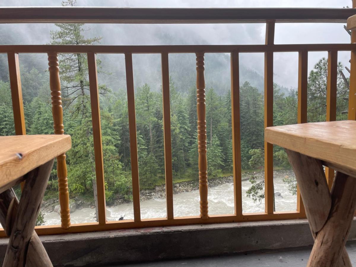 Highland Spirit Hotel Kasol Eksteriør billede